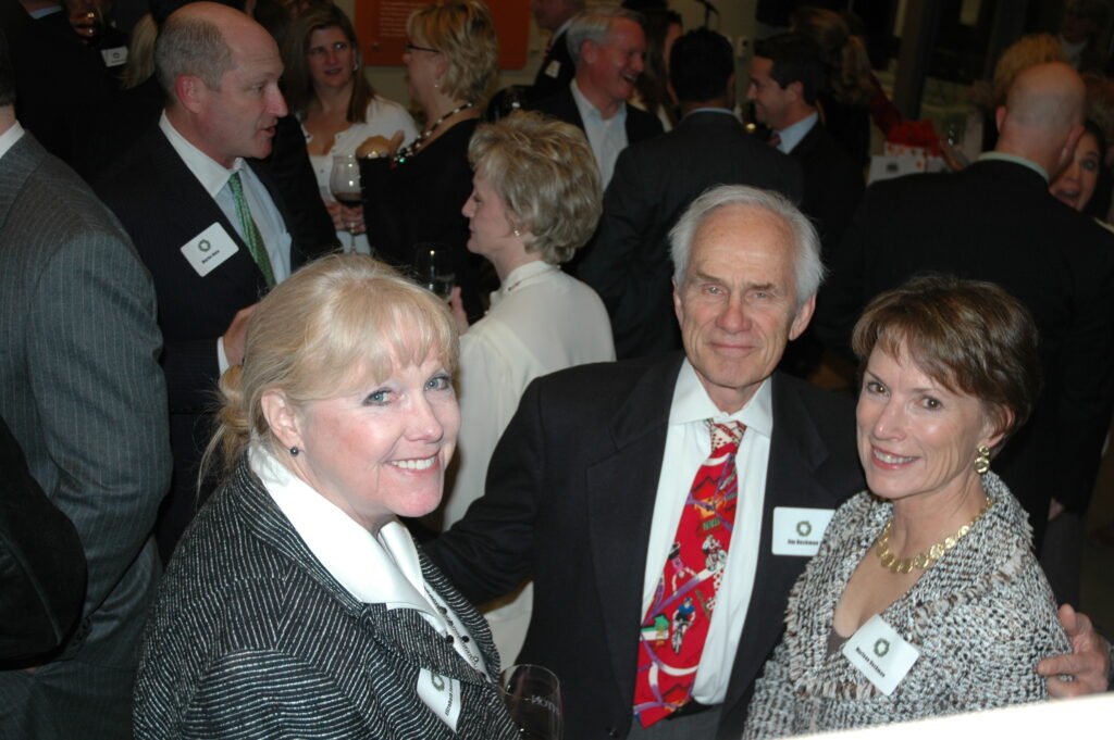 CREW - Auction and Holiday Party 2011 044
